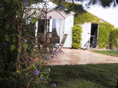 Holiday House in Ars en r� (Charente-Maritime) or holiday homes and vacation rentals