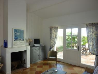 Holiday House in Ars en r� (Charente-Maritime) or holiday homes and vacation rentals