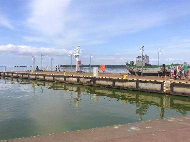 Holiday House in Nowe Warpno (Pomorskie) or holiday homes and vacation rentals