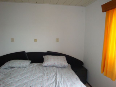 Chalet in Lith (Noord-Brabant) or holiday homes and vacation rentals