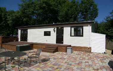 Chalet in Lith (Noord-Brabant) or holiday homes and vacation rentals