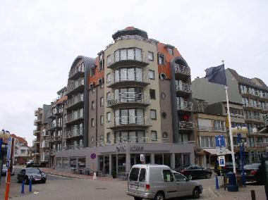 Holiday Apartment in SINT-IDESBALD / KOKSIJDE (Flanders) or holiday homes and vacation rentals