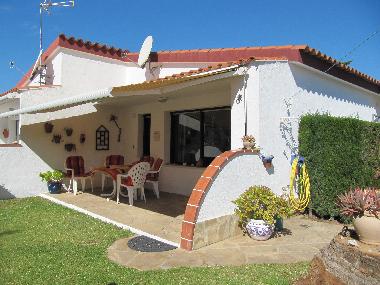 Holiday House in Benicarlo (Castell�n / Castell�) or holiday homes and vacation rentals