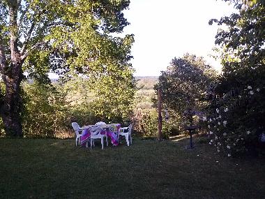 Holiday House in Lalandusse (Lot-et-Garonne) or holiday homes and vacation rentals