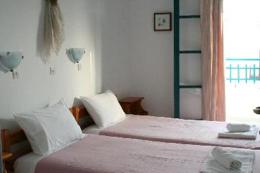Holiday Apartment in Saint George (Kyklades) or holiday homes and vacation rentals