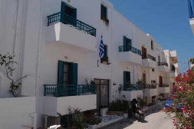 Holiday Apartment in Saint George (Kyklades) or holiday homes and vacation rentals