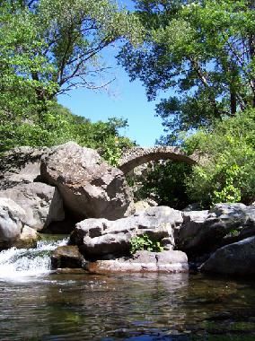 Holiday House in Siran (Hrault) or holiday homes and vacation rentals