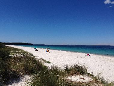 Callala Beach, 200m away