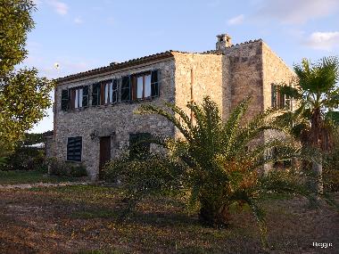 Holiday House in Sineu (Mallorca) or holiday homes and vacation rentals