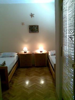 Holiday House in Jadranovo (Primorsko-Goranska) or holiday homes and vacation rentals