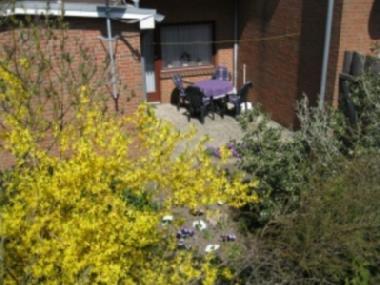 Holiday Apartment in Bsum (Nordsee-Festland) or holiday homes and vacation rentals