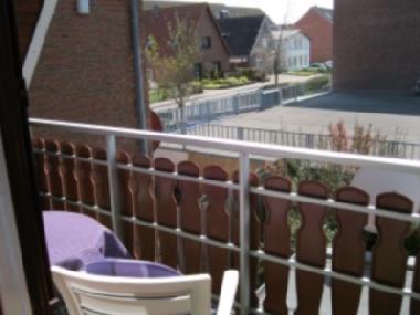 Holiday Apartment in Bsum (Nordsee-Festland) or holiday homes and vacation rentals