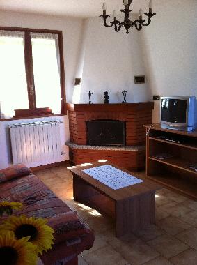 living room (1st apartment)