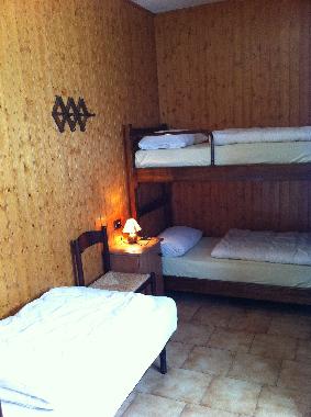 bed room (1st floor)