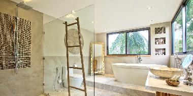 Villa in Lipa Noi (Surat Thani) or holiday homes and vacation rentals