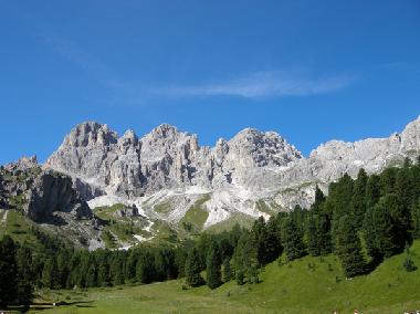 Holiday Apartment in Moena - Fassatal (Trento) or holiday homes and vacation rentals