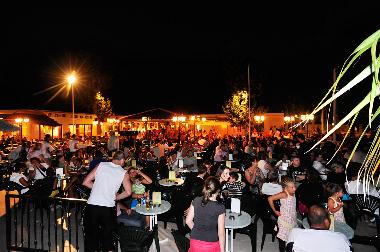 Caravan in Valras-Plage (H�rault) or holiday homes and vacation rentals