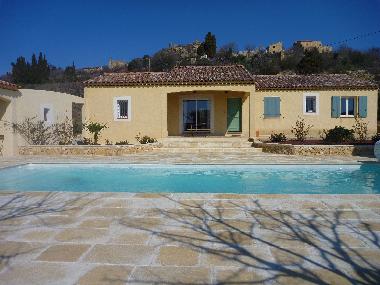 Villa in VERNEGUES (Bouches-du-Rh�ne) or holiday homes and vacation rentals