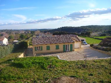 Villa in VERNEGUES (Bouches-du-Rh�ne) or holiday homes and vacation rentals