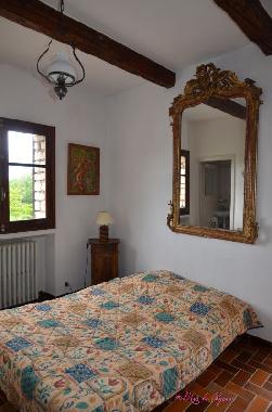 Holiday House in Dions (Gard) or holiday homes and vacation rentals