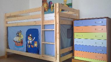 bunk bed ( 2+4 )