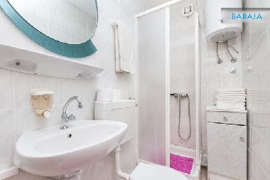 Bed and Breakfast in Okrug Gornji (Splitsko-Dalmatinska) or holiday homes and vacation rentals