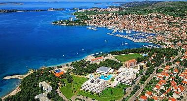 Holiday House in Vodice (Sibensko-Kninska) or holiday homes and vacation rentals