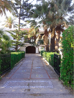 Chalet in Denia (Alicante / Alacant) or holiday homes and vacation rentals