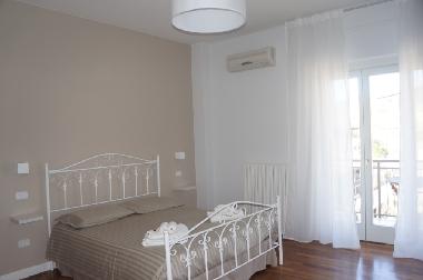 Bed and Breakfast in Crotone (Crotone) or holiday homes and vacation rentals