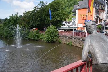 Holiday Apartment in Alf (Mosel - Saar) or holiday homes and vacation rentals