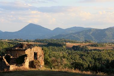 Holiday House in Citta`di Castello (Perugia) or holiday homes and vacation rentals