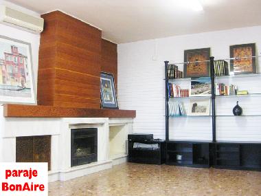 Chalet in Alicante (Alicante / Alacant) or holiday homes and vacation rentals