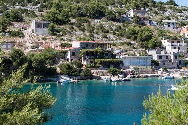 Holiday Apartment in irje (Sibensko-Kninska) or holiday homes and vacation rentals