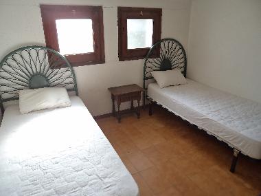 Holiday Apartment in EMPURIAVRAVA ROSES (Girona) or holiday homes and vacation rentals