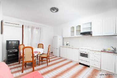 Apartment 1, kitchen