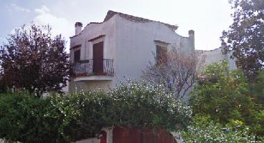 View of the villa from the road