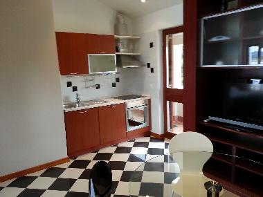 Delux ****Apartment 01_2+1: Grosse Essenzimmer und Wohnzimmer mit LCD TV mit Blick auf offenes Meer 