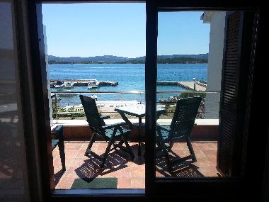 Delux ****Apartment 01_2+1_Beide Apartment haben eine grosse Terase mit Blick auf offenes Meer und k