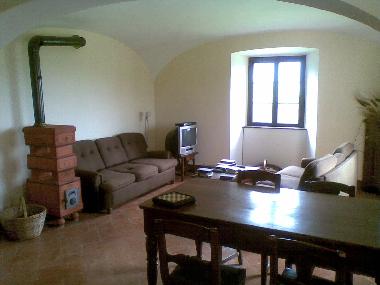 Living Room, Sofas, DVD Player and screen, noTV