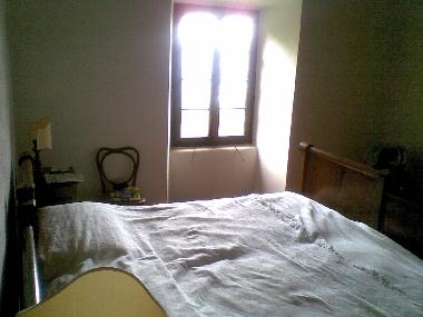 Bedroom - 2 Beds - Old Fornitures but new mattresses and bedsteads