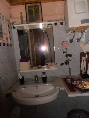Bed and Breakfast in Fossombrone (Pesaro e Urbino) or holiday homes and vacation rentals