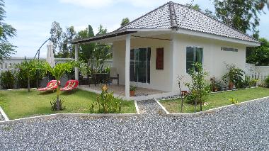 Holiday House in Ban Phe  (Rayong) or holiday homes and vacation rentals