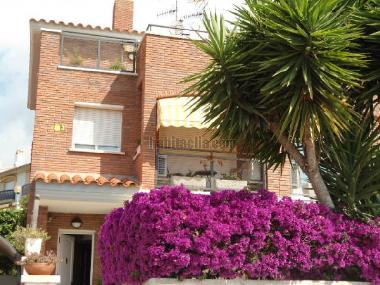 Holiday House in Sant Pere de Ribes (Barcelona) or holiday homes and vacation rentals
