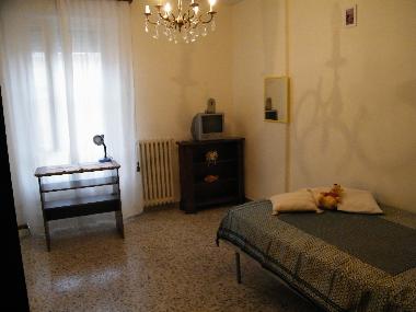 a very big room in a quiet apt