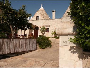 Holiday House in Cisternino  (Brindisi) or holiday homes and vacation rentals