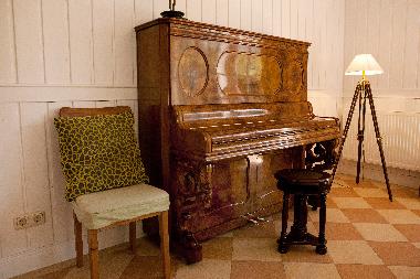 piano, built in 1879, fully restored in 2014