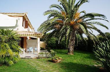 Holiday House in PULA (Cagliari) or holiday homes and vacation rentals