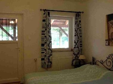 Bed and Breakfast in Pet�fisz�ll�s (Bacs-Kiskun) or holiday homes and vacation rentals