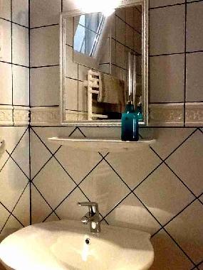 Bed and Breakfast in Pet�fisz�ll�s (Bacs-Kiskun) or holiday homes and vacation rentals