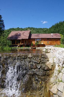 Bed and Breakfast in Gherogheni (Harghita) or holiday homes and vacation rentals